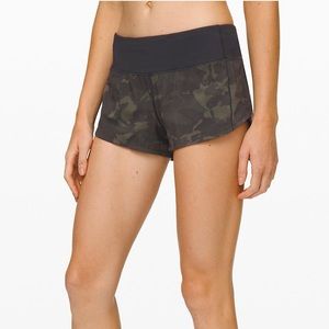 Lululemon Camo Speed Up Short 2.5”